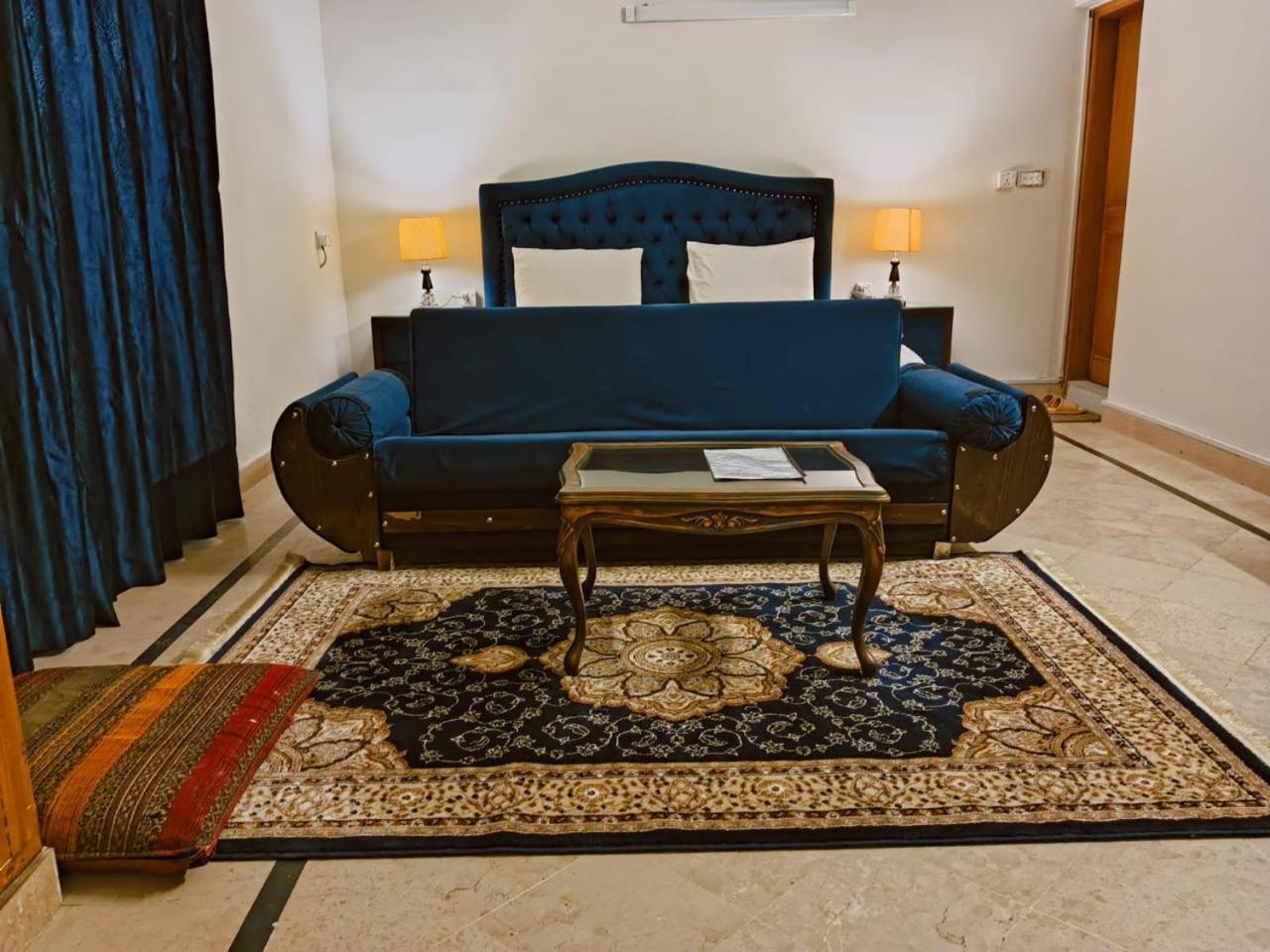 Infinity Villa Islamabad Eksteriør billede