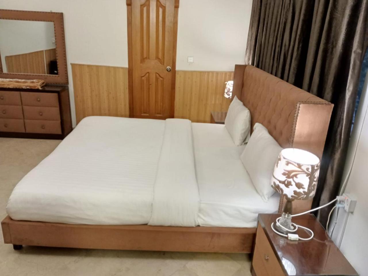 Infinity Villa Islamabad Eksteriør billede