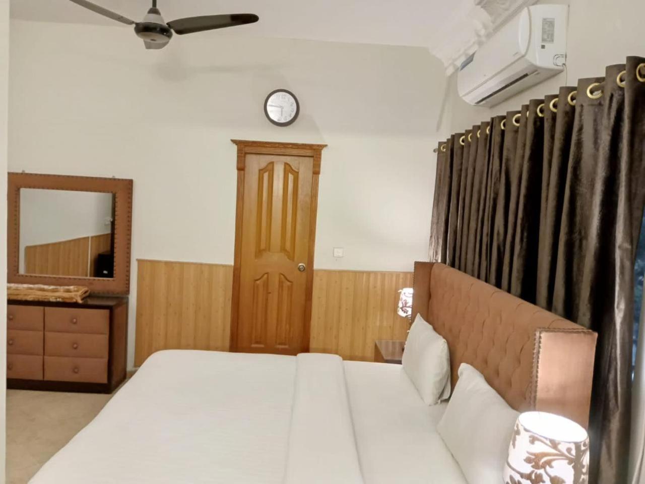 Infinity Villa Islamabad Eksteriør billede