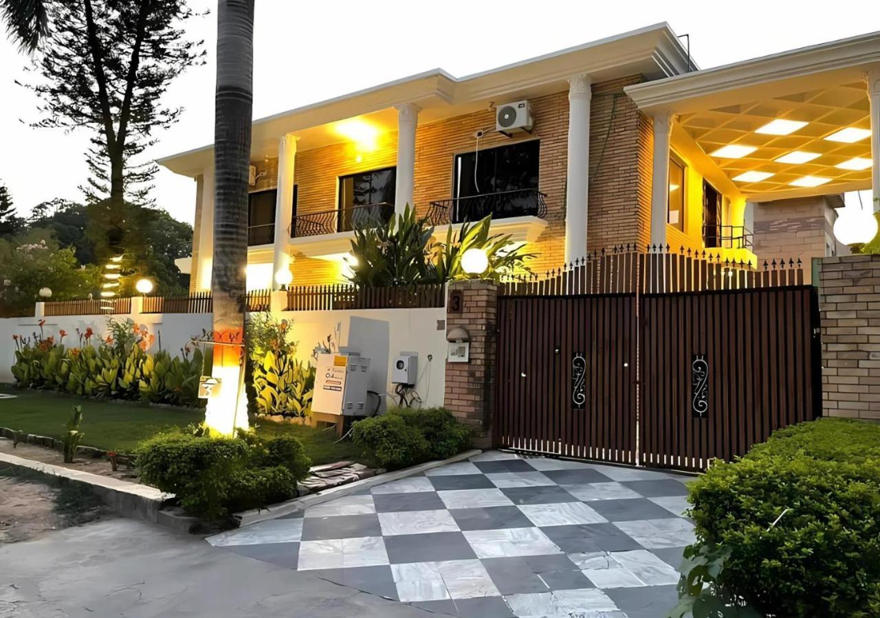 Infinity Villa Islamabad Eksteriør billede