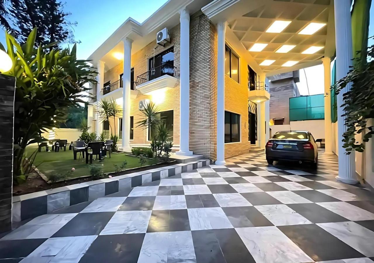 Infinity Villa Islamabad Eksteriør billede