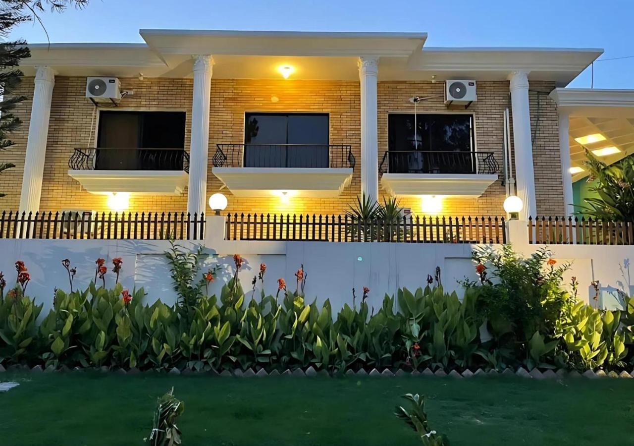 Infinity Villa Islamabad Eksteriør billede